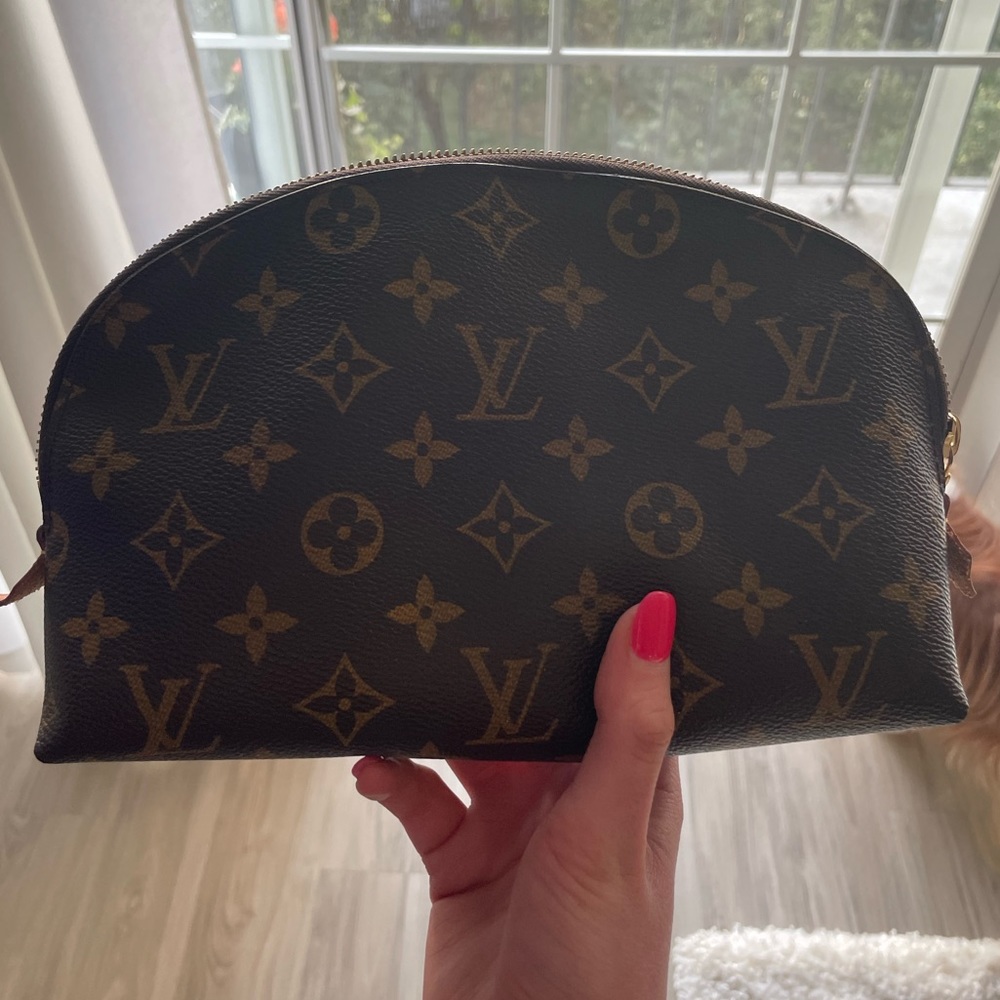 Luis Vuitton Cosmetic Pouch GM